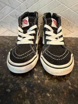 Vans Sk8-Hi Zip Toddler Size 6 Black and White High-Top Sneakers