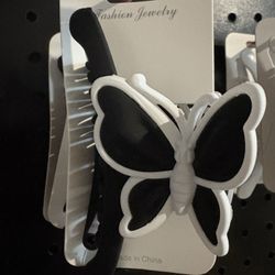 Hair Clips🦋🖤🤍