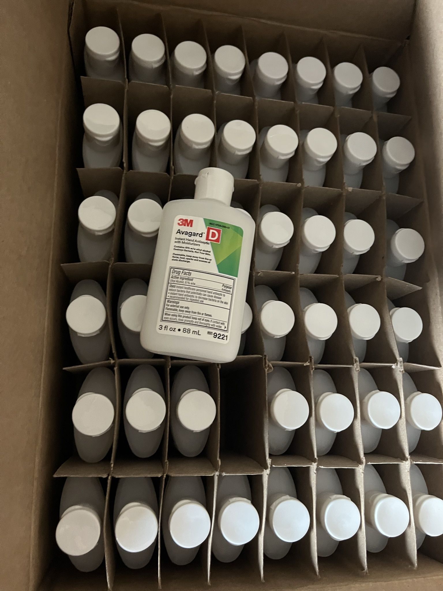 3M 9221 Avagard D Instant Hand Antiseptic with Moisturizers One Box 48 3oz Bottles