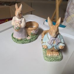 Vintage Avon Figurine 