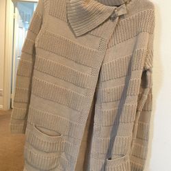 Women size small sweater medium long 20