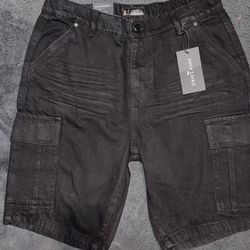 Size 33 Men’s Shorts 