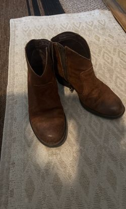 Women's Born 7M Brown Michel Distressed Ankle Boots Leather Suede 