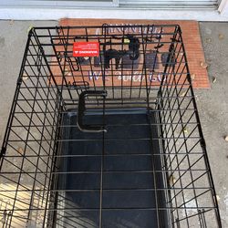 Metal pet crate