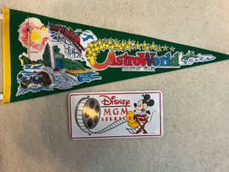 Vintage wall pennants from the 1970s and 1980s!
