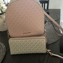 Micheal Kors Back back and Wallet
