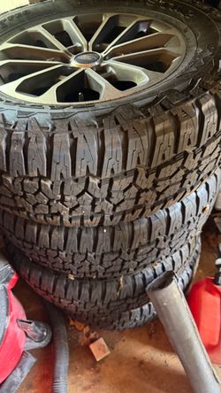 Wheel and tire