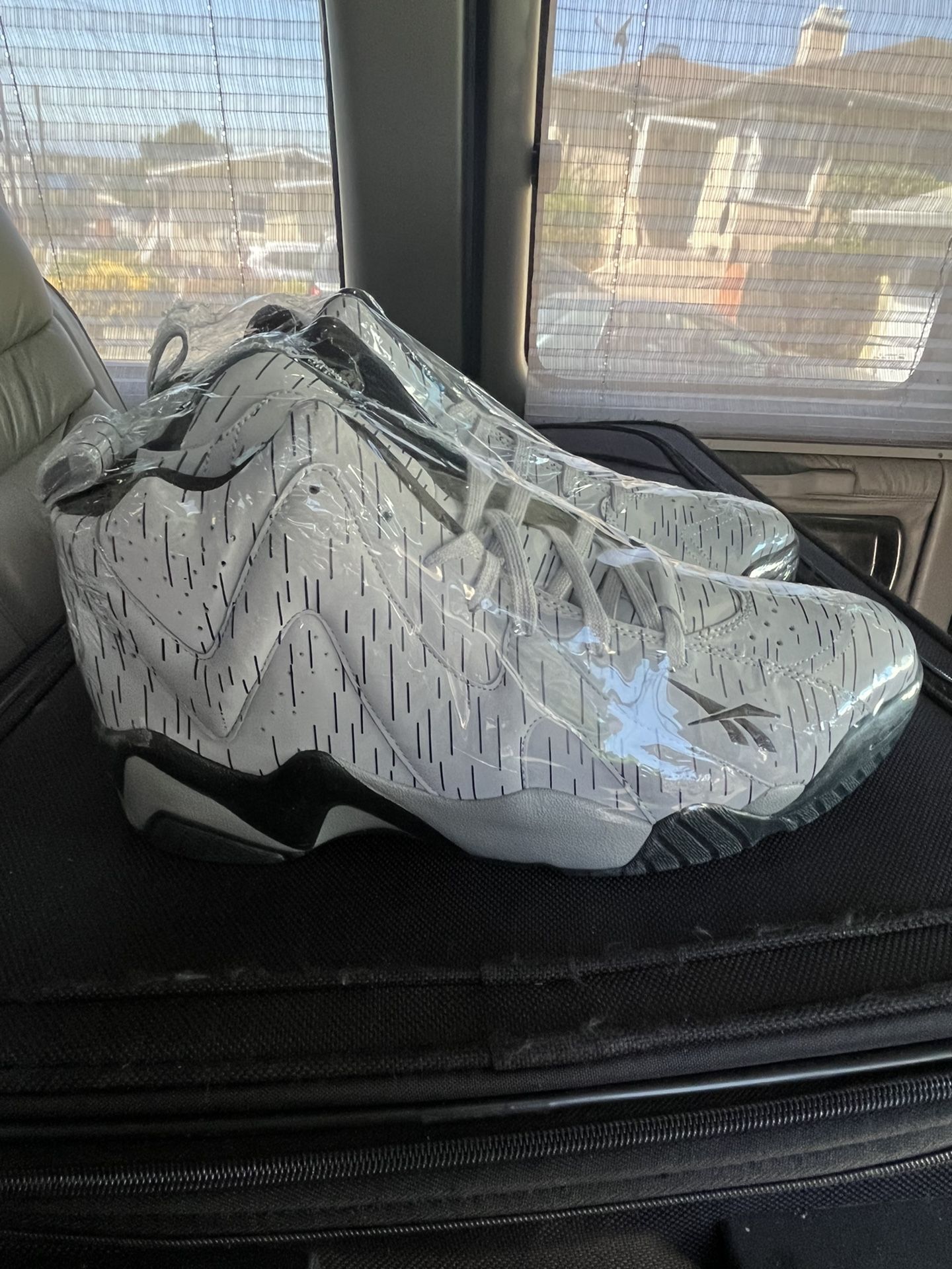 Reebok Kamikaze 2 II Mid Raindrops for Sale in Oakland CA OfferUp