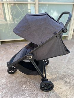 Baby Jogger Stroller - Like New