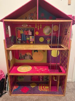 Dollhouse