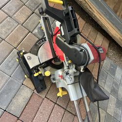 Chicago Electric Power Tool 12inch Saw 