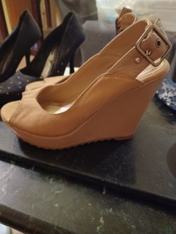 Women's slingback wedges size 7