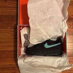 Air Force 1 Tiffany Low Size 8 