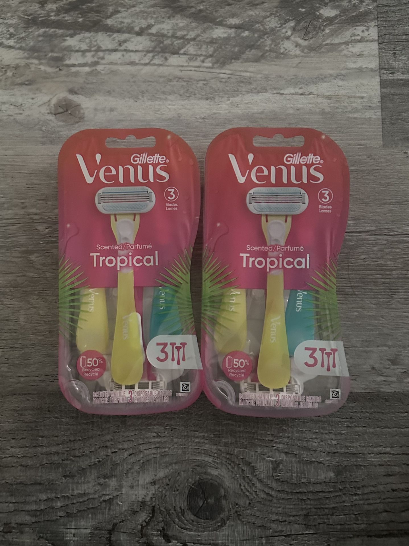 Gillette Venus Tropical Disposable Razors $4 Each Pack