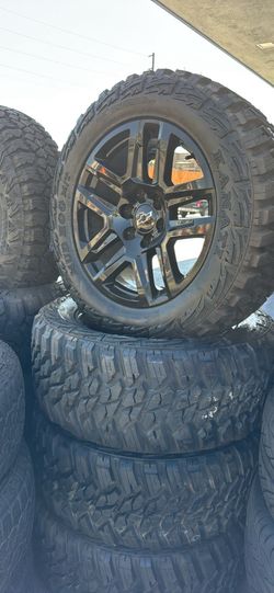 WHEELS OEM 20” STOCK CHEVY TAHOE YUKON