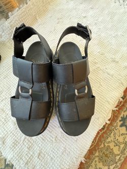 Dr Martens Sandals