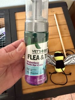 Cat supplies