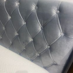 *Wow*---Gray Velvet Fabric Stunning King Bed Frames---Limited Stock!!!---Delivery Available😎