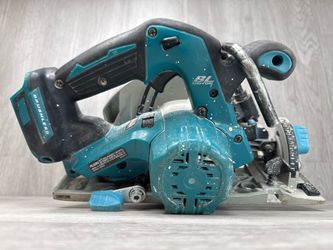 MAKITA 18V XSH03 Brushless Cordless 6-1/2” Circular Saw - Tool Only  (A1D034181)