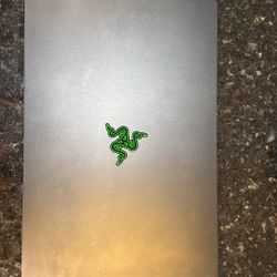 Razor Blade 15