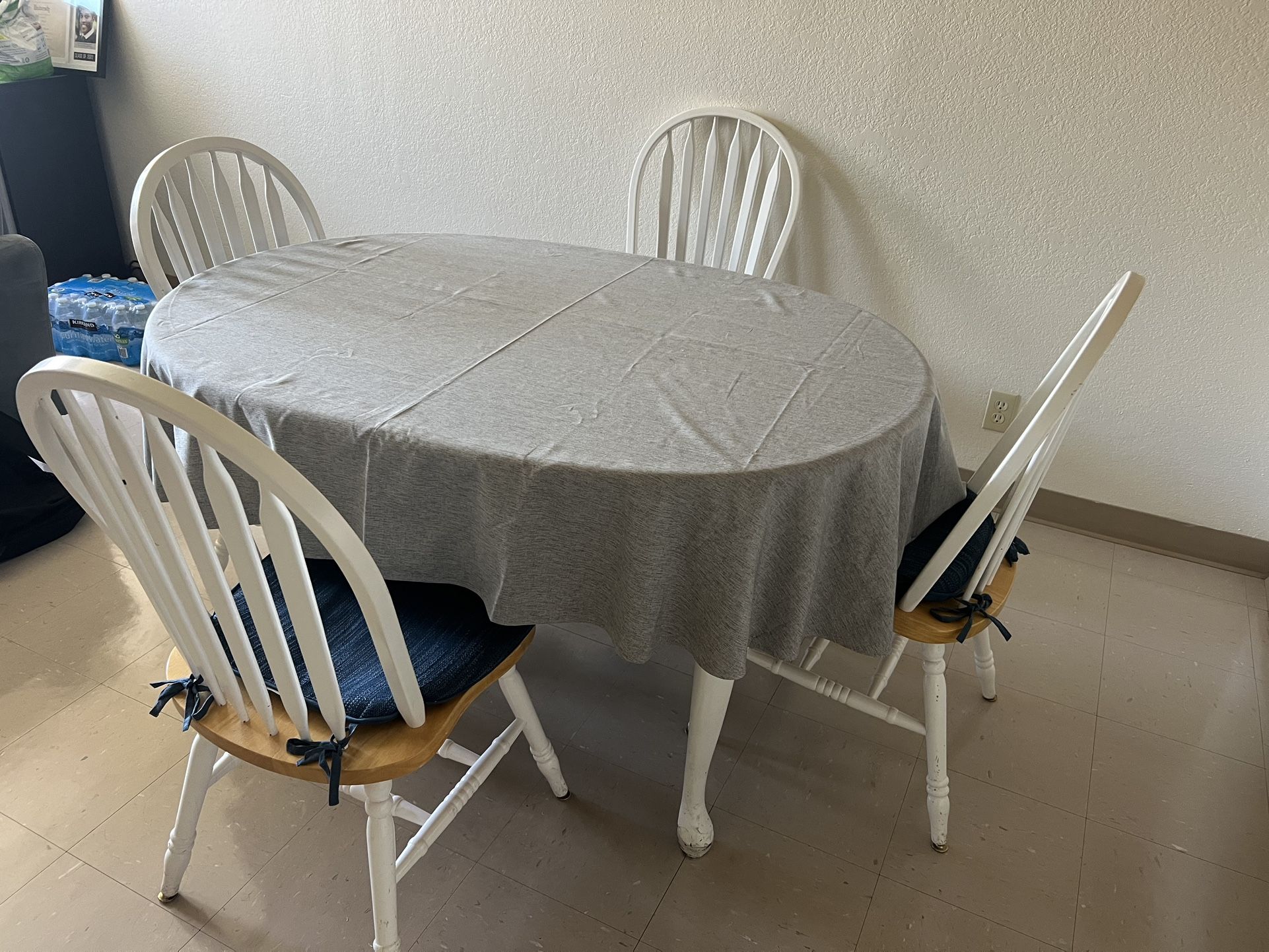 White Dining Table And 4 Chairs