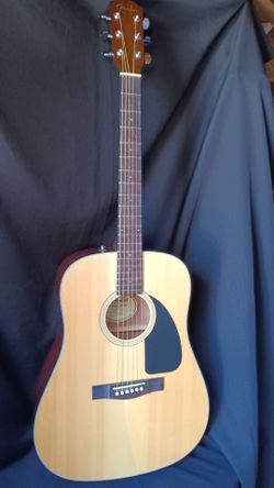 Fender DG60 guitar