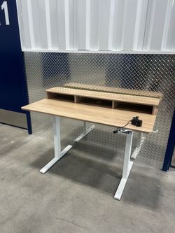 New! 55’’ Auto Adjusting Standing Desk - Phoenix Delivery or Pick Up