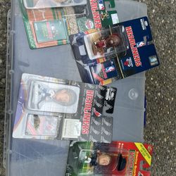Headliners Figurines