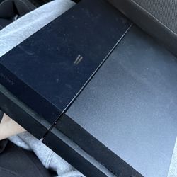 PS4 Good Condition With Wires 