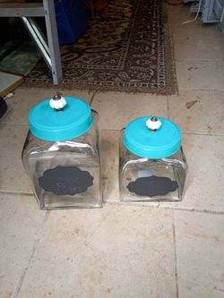 Glass containers