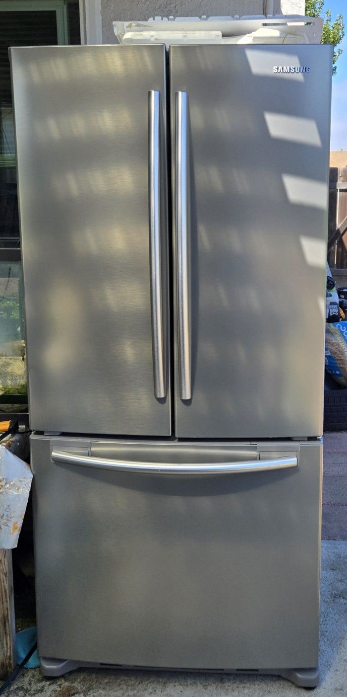 Refrigerator