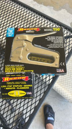 Staple Gun Tacket