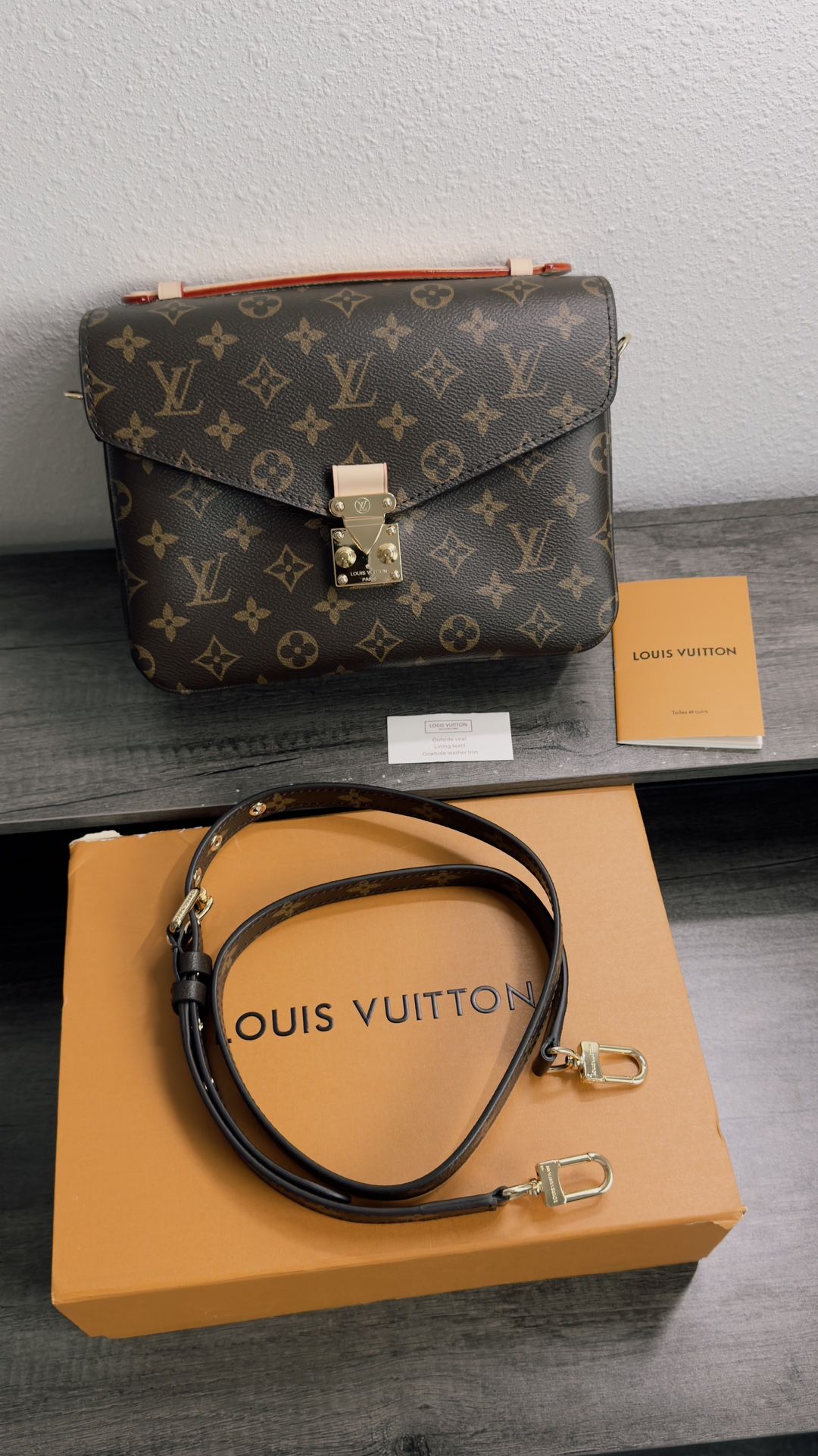 Louis Vuitton Women’s Bag Purse Brown And Gold