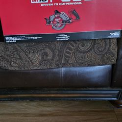 MILWAUKEE M18V FUEL BRUSHLESS 7-1/4- REAR HANDLE CIRCULAR SAW BRAND NEW TOOL ONLY
