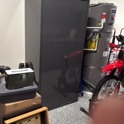 Ben Cabinet 