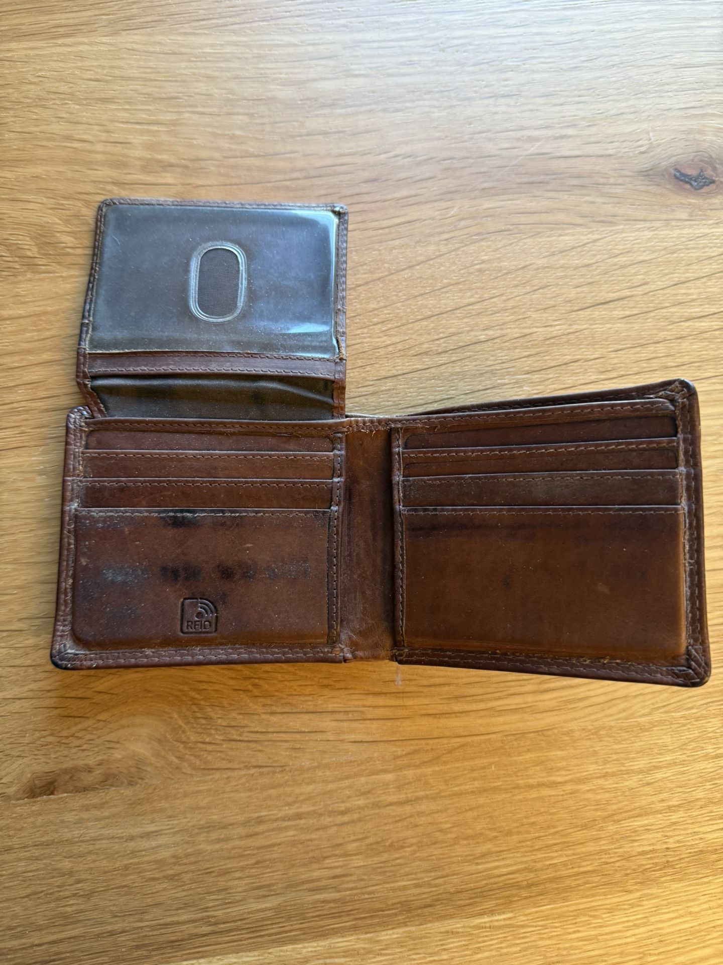 Dockers Men’s Leather RFID Bifold Passcase Wallet with Flip-Up ID