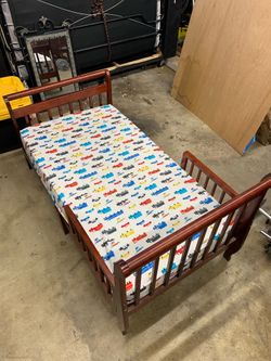 Toddler Bed with Mattress