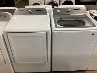 Samsung Top Load Washer and Electric Dryer Set