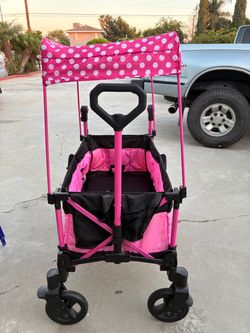 Minnie Mouse wagon