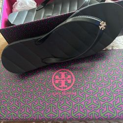 SALE !! TORY BURCH  