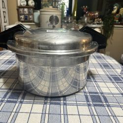 Mirro 16 Quart Pressure Canner/ Cooker