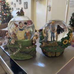 Vintage Disney Snow Globe 