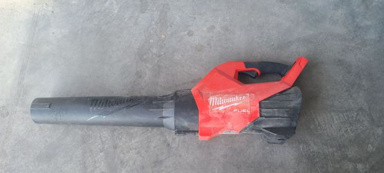 Milwaukee m18 blower