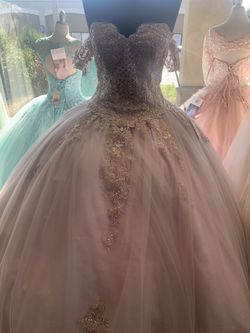 Quinceañera, vestidos