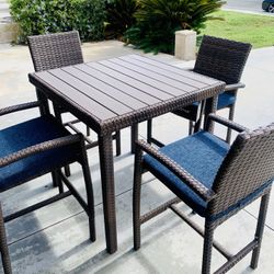  Outdoor Dining Table Set