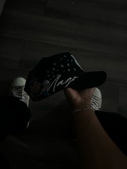31 hats x el mago (magic club)