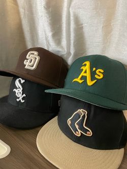 GOOD CONDITION - Four Piece Set MLB Baseball Caps
