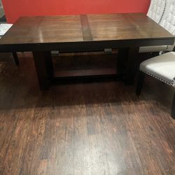 Dining Room Table (chairs not included)