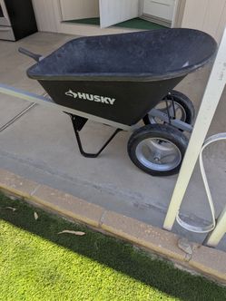 Husky whellbarrow