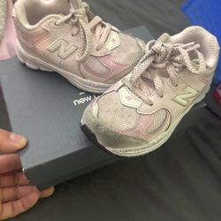 Baby Girl New Balance 